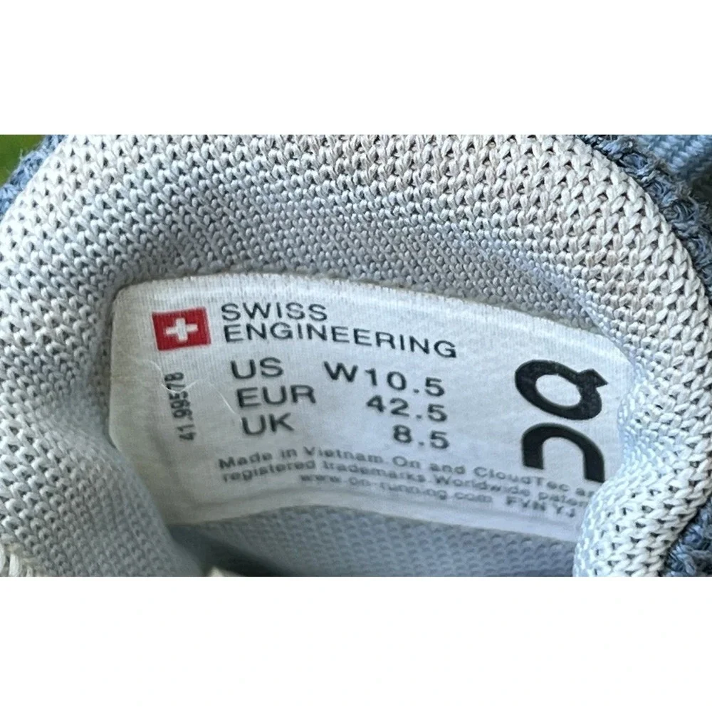 On Cloudswift Shoes Womens Size 10.5 Blue CloudTec Running Sneakers Athletic